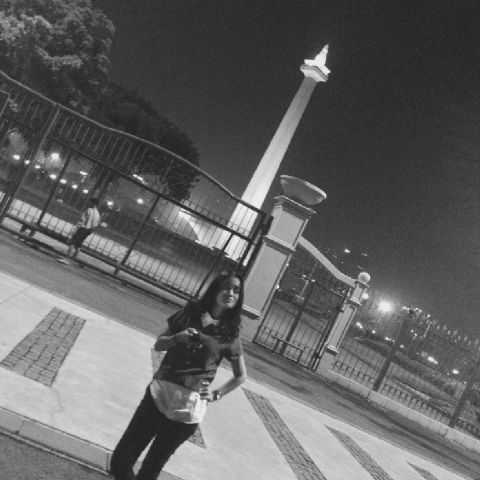 Putri (@putrifarel1) on Twitter photo 