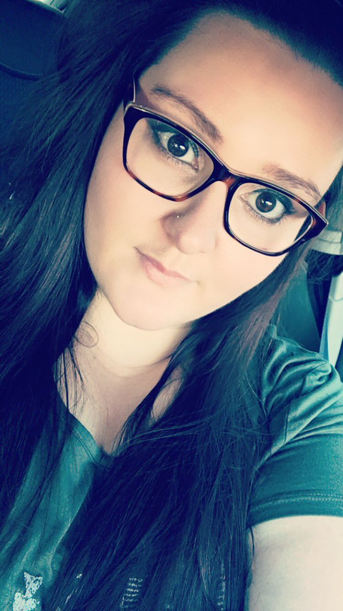 SophieTheGamer's tweet photo. Dinner with the work Nursies, I'd much rather be at home with my #PS4 gaming buddies #IWantToGame https://t.co/hgfoOpKbMc
