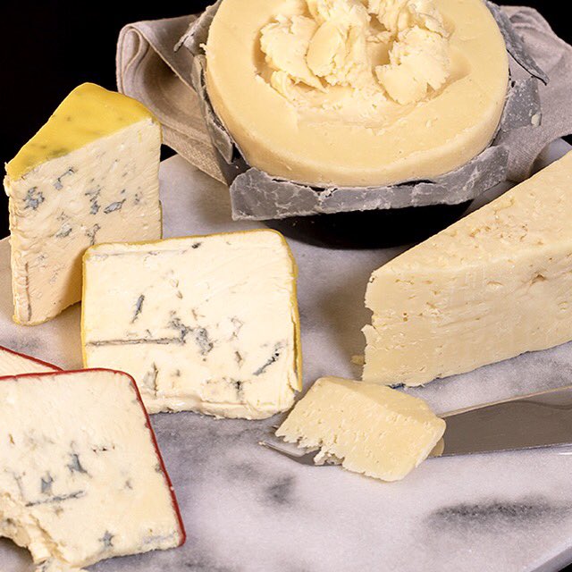 SteffoTornquist's tweet photo. Succé för mina asgoda ostar på nätet. Kyltransporten funkade perfekt 👌kolla https://t.co/l3t9jljAaW  +"handla här".🧀 https://t.co/sKef8BGWQG