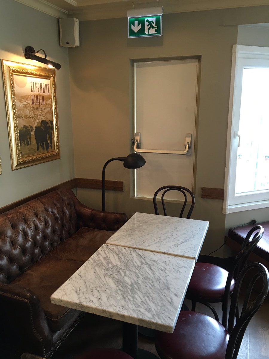 CDizdaroglu's tweet image. Memlekette guvenlik sadece belediyeden onay alana kadar, sonrasi tufan... #starbucksproblems #starbucks