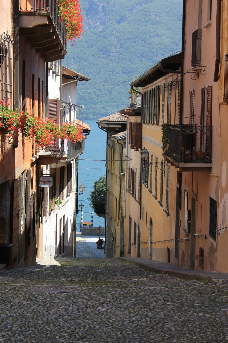 ikhouvanitalie's tweet photo. #Cannobio #Verbano-Cusio-Ossola #Piemont https://t.co/x7v8e4vxpC