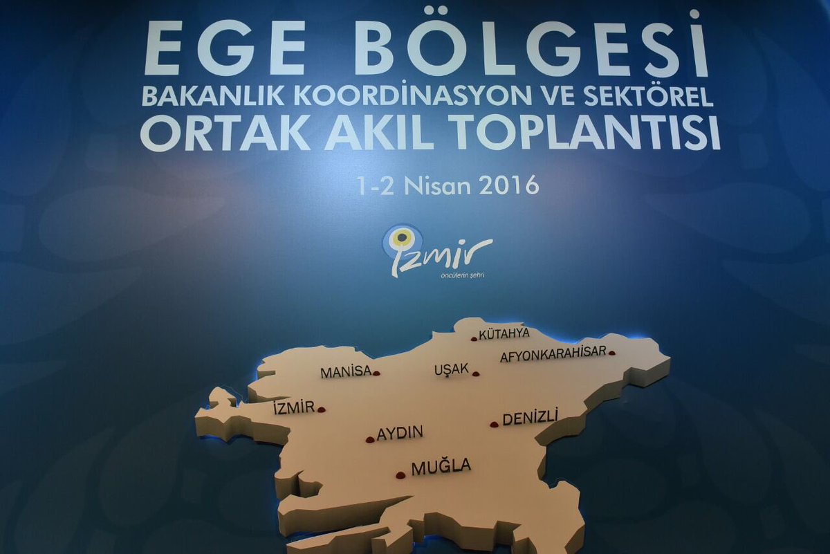farukcelikcomtr's tweet photo. Ege Bölgesi Ortak Akıl Toplantısı için İzmir'deyiz. Bölge illerinden yoğun katılım var. https://t.co/GowrY35jTu