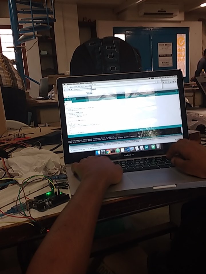 inmypranshoes's tweet photo. Working out the WiFi Module. ๐
#FabLabCEPT #ConnectedDevices https://t.co/Kl5qWGVhlW