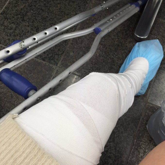 危険を察知したのに踊りを続行した事には大反省&hellip;でも足引きずってる状態なのに接客＋更にショーを平気で要求された事には正直傷ついた&hellip;断る事、中断する勇気をもたなかった結果他の現場様にも多大な迷惑をかけることになった事に大変反省しています<a href="/tag/%E7%B4%85%E9%9F%B3%E3%81%BB%E3%81%9F%E3%82%8B%E3%82%A4%E3%83%99%E3%83%B3%E3%83%88schedule"class="tags"><span>#紅音ほたるイベントschedule</span></a>