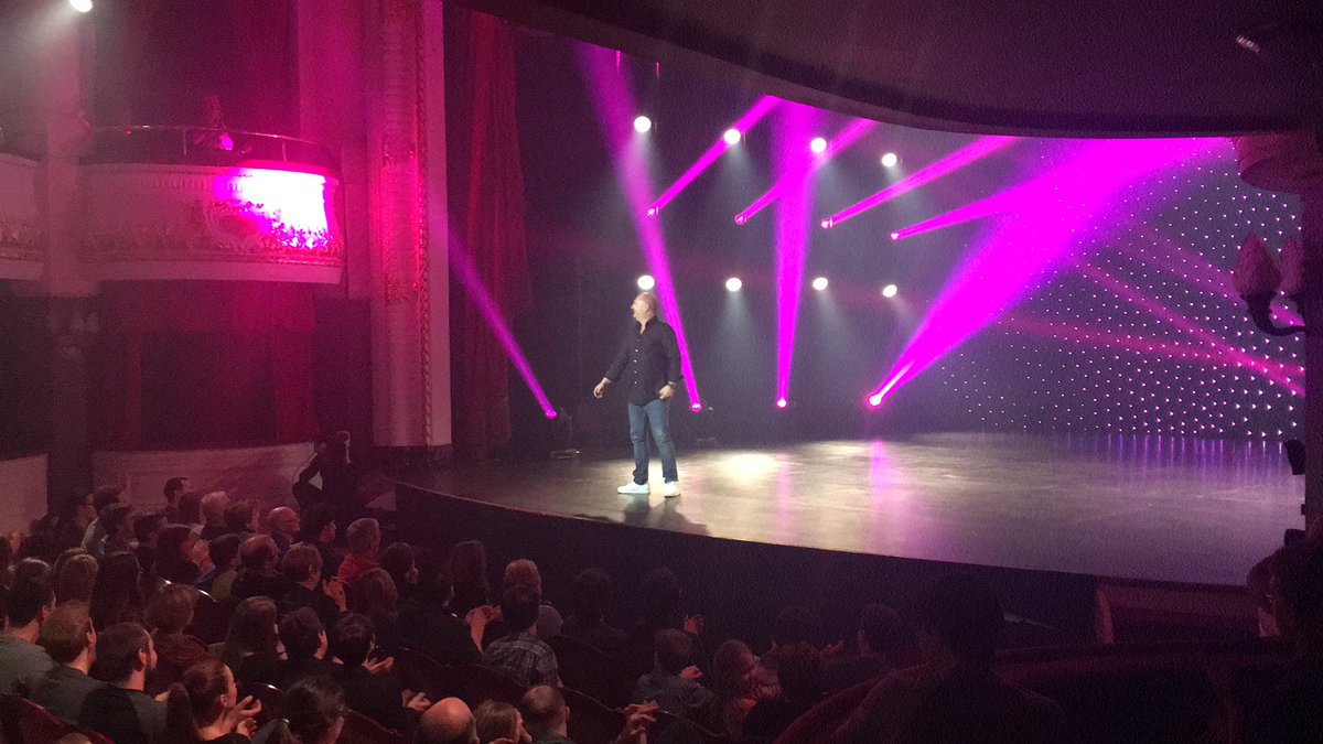 cauetofficiel's tweet photo. Bientôt sur #laUne !! Merci l accueil encore une fois la Belgique . Hâte de revenir #merci #signeTaloche https://t.co/PQsn2ZorEs