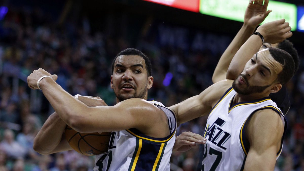 zesty_jazz's tweet image. #UtahJazz 98 Minnesota Timberwolves 85 Game Recap: No #DerrickFavors, #NoPr... slcdunk.com/utah-jazz-game… #Jazz #GoJazz