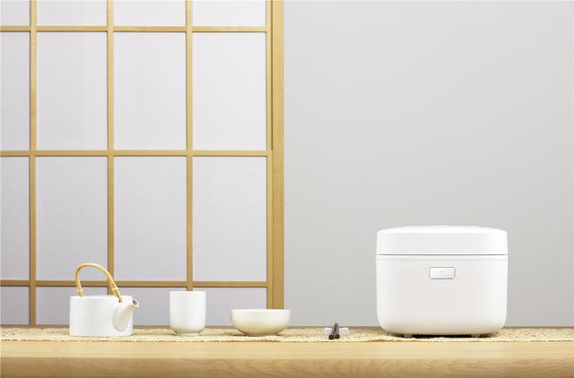 FastCoDesign's tweet photo. China's Apple killer is now making home appliances https://t.co/fBGZTeCtJy https://t.co/OklNmmfhCX