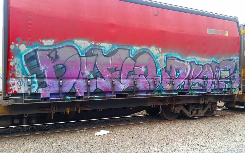 BrujaMaracc's tweet image. #Deflo #Drows #TheMugs #RODS #Freights #Nzgraffiti #EndtoEnd #Graffiti #chchgraff #ironlak #Christchurchgraffiti #k…