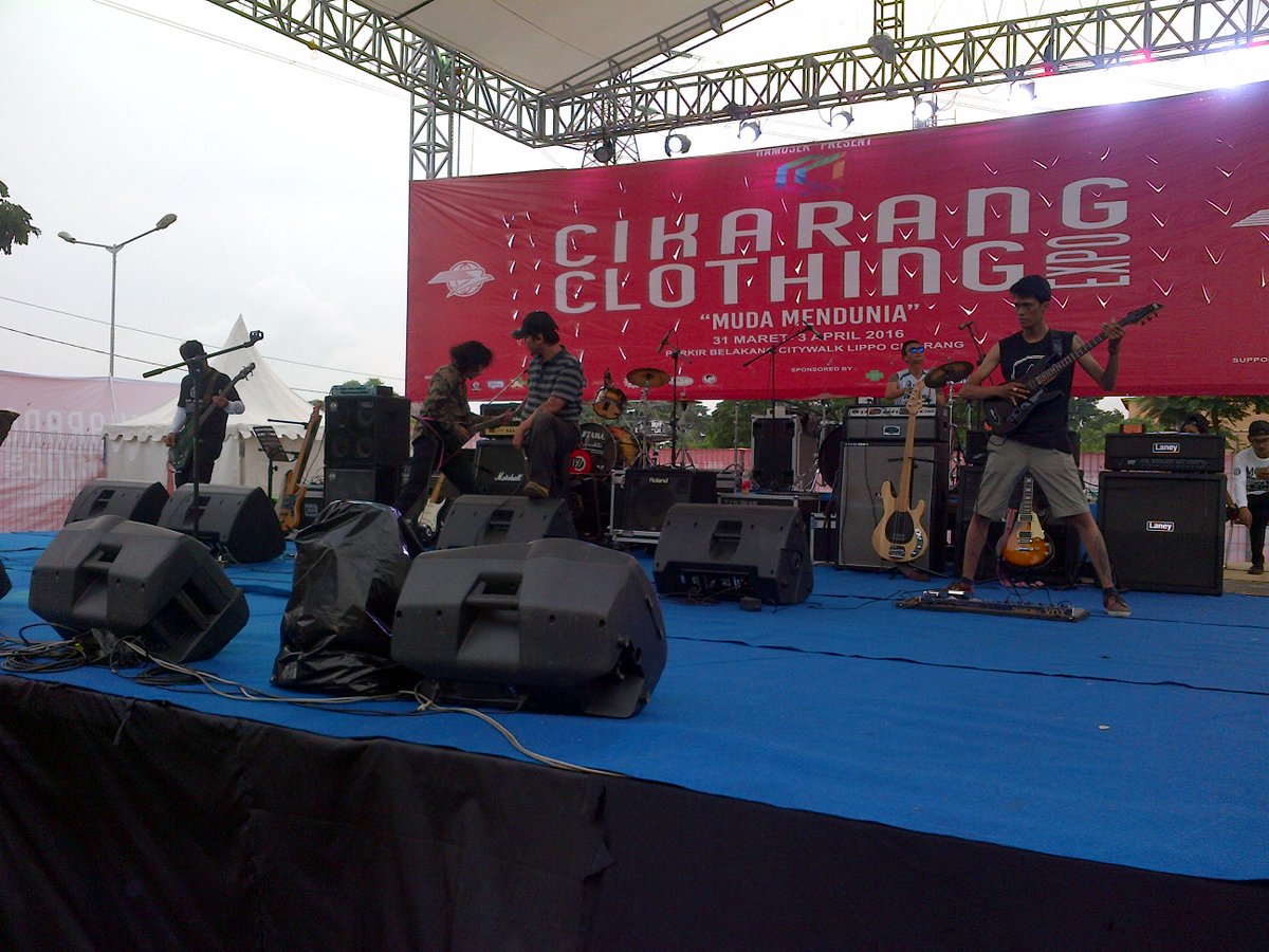<a href="/MukaRusak_MR/">MukaRusak Official</a> at Cikarang Clothing Expo #latepost
