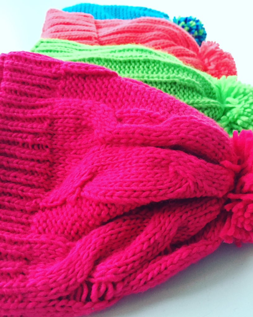 Papini_Moda's tweet photo. We love those bright beanies !! 👌🤗👌👍🔝🔝🔝🔝🔝🔝 https://t.co/CnYUIekphU