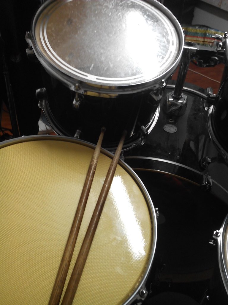 grisugallarta's tweet photo. Último ensayo antes del concierto #DebutaGRISU https://t.co/KpItqpSbMc