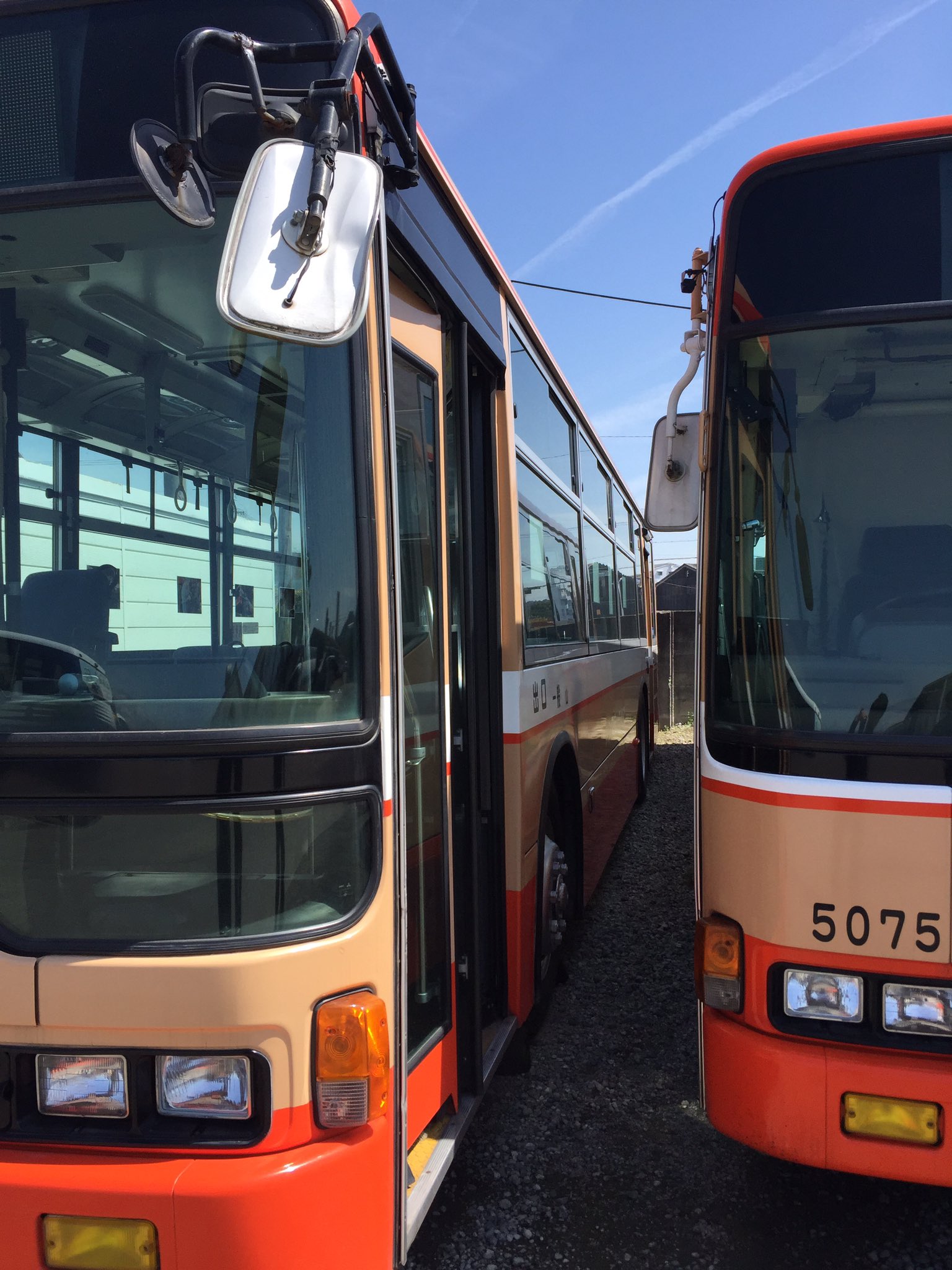 Tdr 再うp 神姫バス 前後扉ノンステ 4670 廃車解体されたはずなんやがのう 商工の方には神戸市バスと全旦の車両がいるのも確認できた T Co Hjb1ekxfys Tdr 再うp 神姫バス 前後扉ノンステ 4670 廃車解体されたはずなんやがのう 商工の方には神戸市バスと全旦の車両がいるのも確認できた T Co Hjb1ekxfys