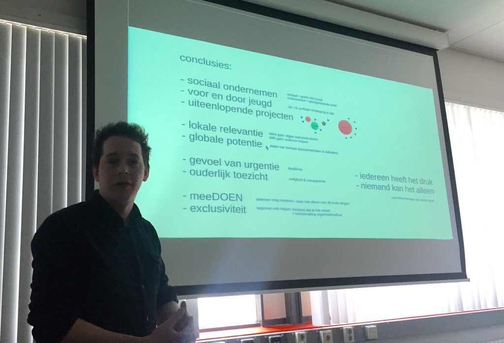 MarcelNicolaas's tweet photo. @rhonest over #OWC en #SharedID Ontstaan vanuit conclusies. Samen sterk naar #livingledgends. #s2mstrijps. https://t.co/BSxgrRYOvT