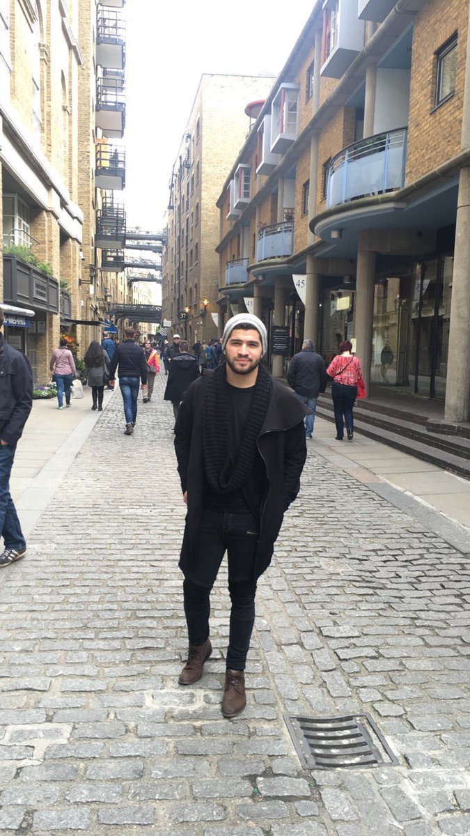 radmarimon's tweet photo. Really digging London #ONALondon https://t.co/CADMBwJ7S1
