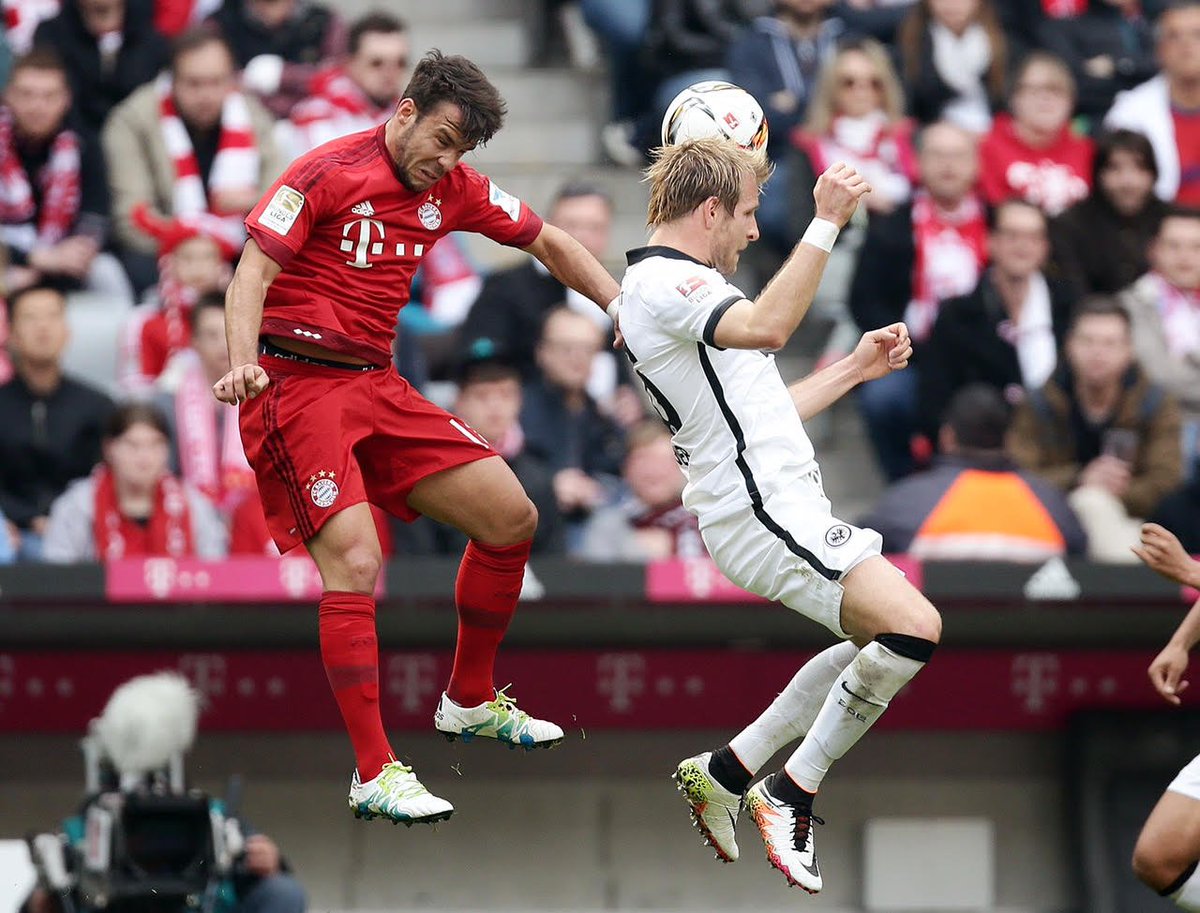 eintrachtint's tweet photo. 2ND HALF
...is under way. Come on Eagles!
#SGE #Eintracht #FCBSGE https://t.co/AbGKPyzd3F