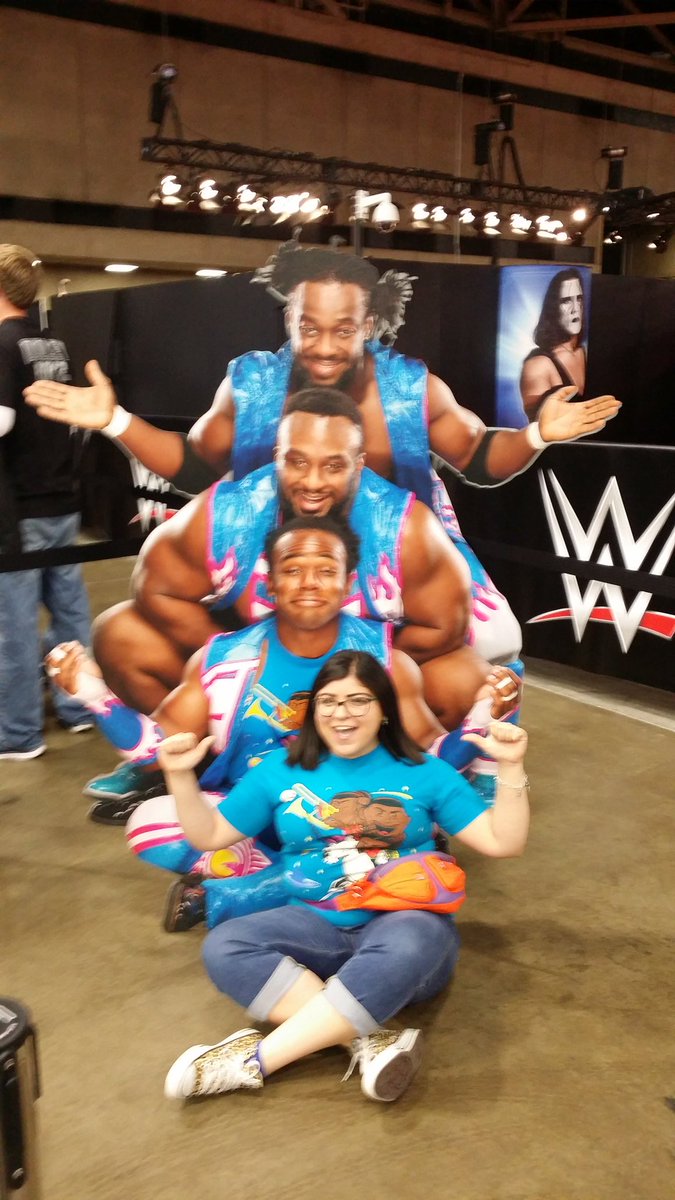 maggie_avocado's tweet photo. Oooo yeahhhh! Feel the power of the New Daaaaaaay! #HeavyDutyBooty @TrueKofi @XavierWoodsPhD https://t.co/JLAuMByhsp