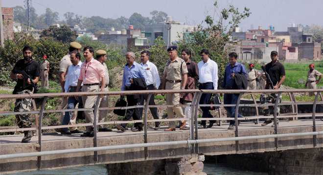 thetribunechd's tweet photo. #India ‘failed’ to provide evidence to #PakJIT on #Pathankotattack: Media report https://t.co/XYfBEGcV7Z https://t.co/hk7DpqWwaA