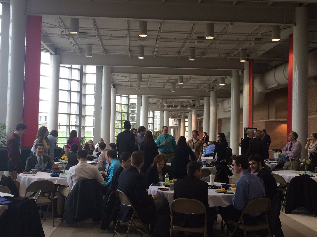 NWI_AMS's tweet image. Networking during breakfast before the start of the conference! #GLMC2016