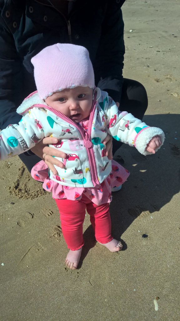 kelliwynn's tweet photo. Aaarghhh what's this in my toes!! #firsttriptothebeach https://t.co/PKf9BUD1tH