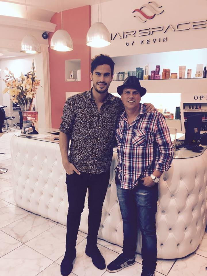 HairSpaceKevin's tweet photo. @marconijuan gracias como siempre por confiar en todo el equipo de #HairSpace. Que tengan un #BuenSabado :) https://t.co/8lB0CfY1SV
