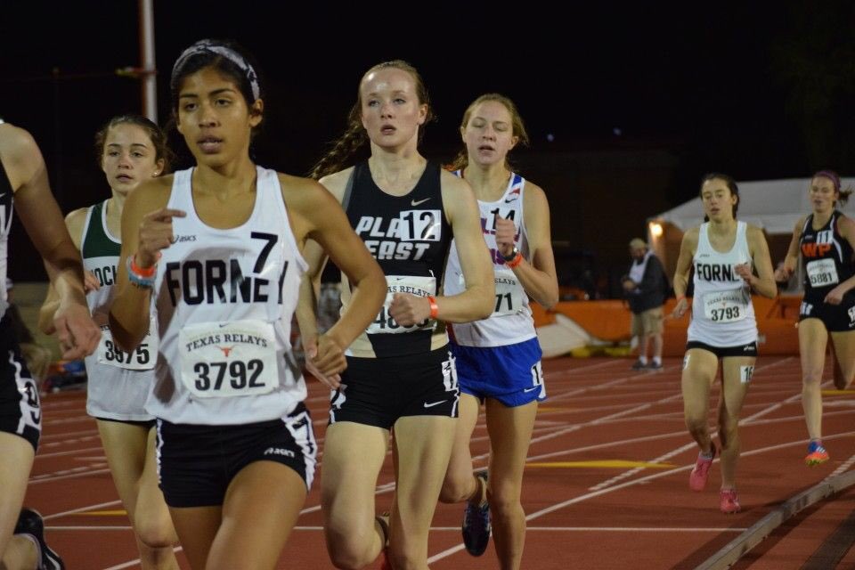 CoachReedXCTF's tweet photo. .@WHS_Warriors sophomore Martha Brown @EastTrackOne school record performance in the 1600 at Texas Relays - 5:01.96 https://t.co/aT0PDmmfm2