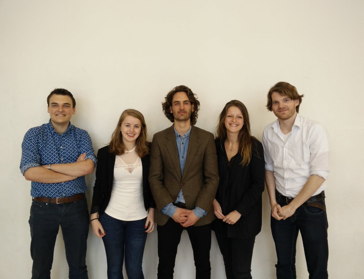 studentenbond's tweet photo. Het nieuwe LSVb-bestuur is bekend! Lees hier meer over Jarmo, Julia, Jerom, Joey en Desi: https://t.co/EWZn2Ck9xc https://t.co/1moX3ZfBDg