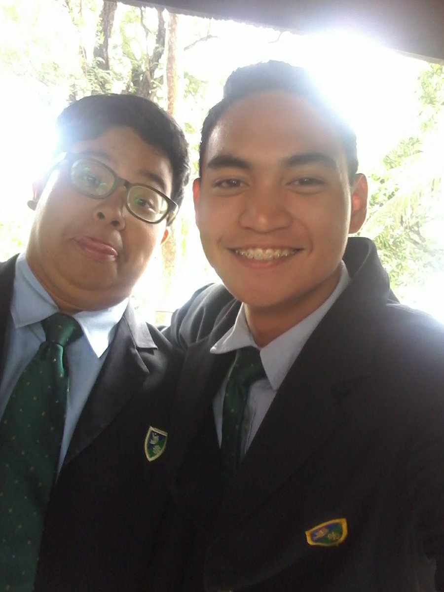 ePAULsiPAUL's tweet photo. *When we met*
Me: Hah! Marshmallow!!!
*when we parted*
Prats: Goodbye, marshmallow.
#PratsProblems #Lega16 https://t.co/i315oTWncQ