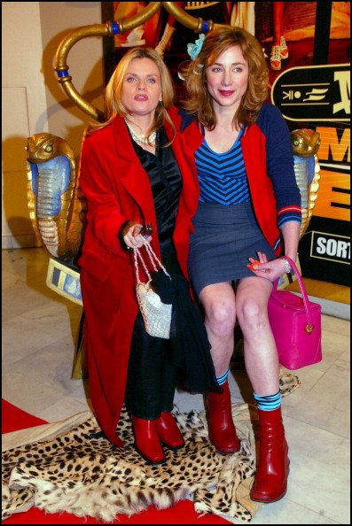 #FlashBack Julie Depardieu et Isabelle Nanty à la première "Astérix et Obélix : Mission Cléopâtre" en 2002.