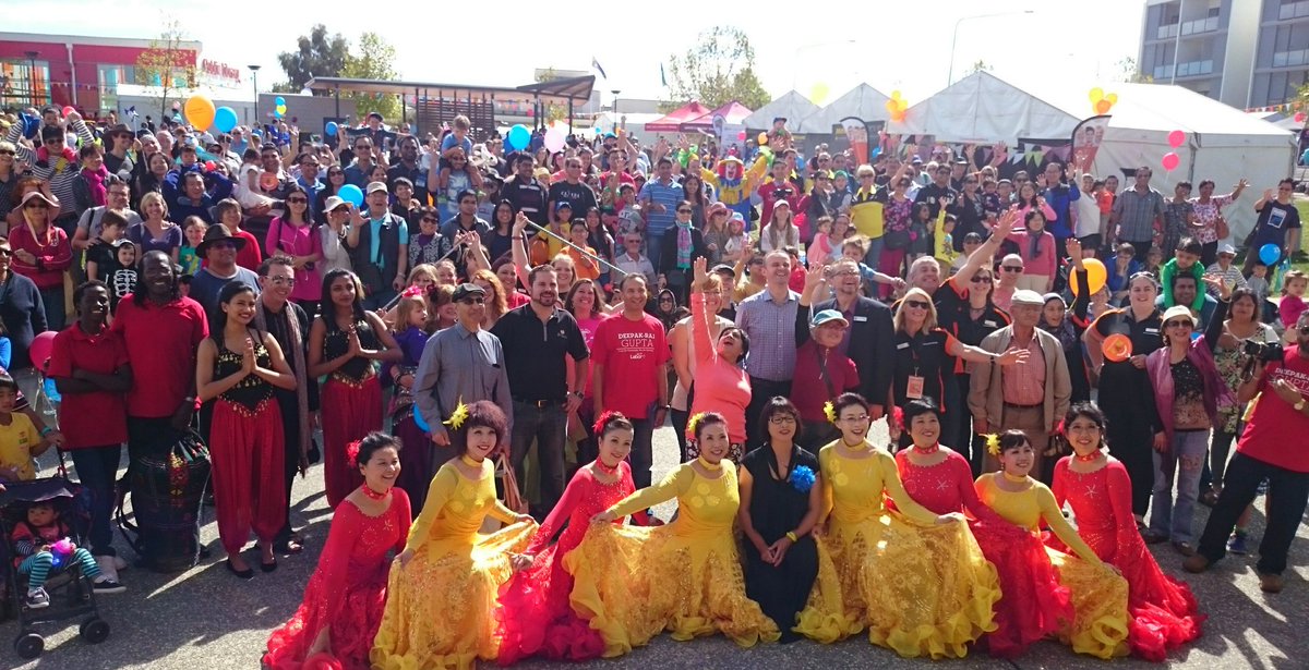 chrisdbarry's tweet photo. Check out this great photo from today's #CelebrateGungahlin festival. #Gungahlin #WhereCulturesMeet https://t.co/hJvgiCsptF