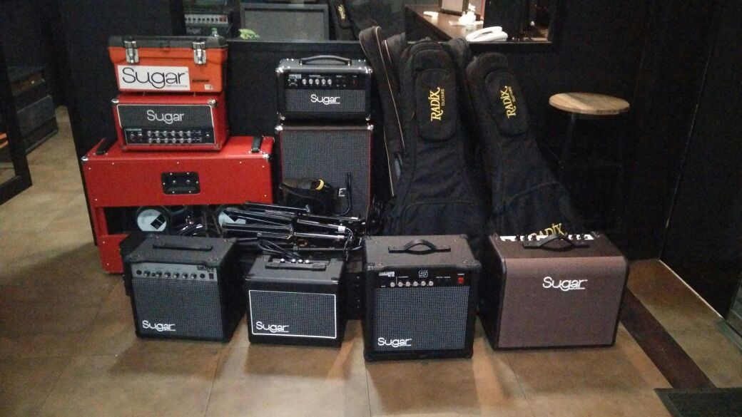 guitarfreaksjkt's tweet image. Siap nih buat loading acara Super Gitar Awards 2016, jngan smpek ketinggalan ya sob !!!
#Guitarfreaksdaily