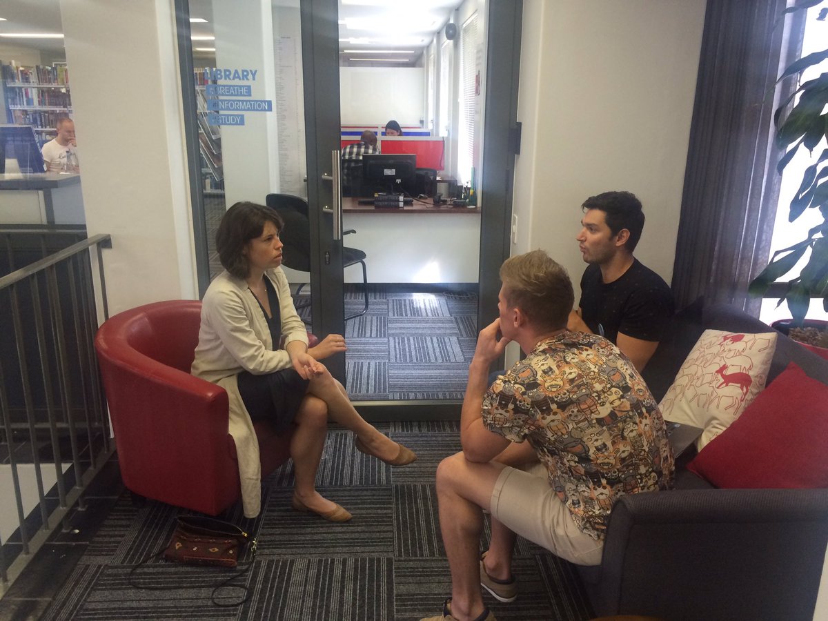 SparkupLive's tweet photo. @roslynlavery of @PayFast sponsor of @SparkupLive mentoring @ReMeloyalty at @uctgsbsolutions https://t.co/pkntDe1yR4
