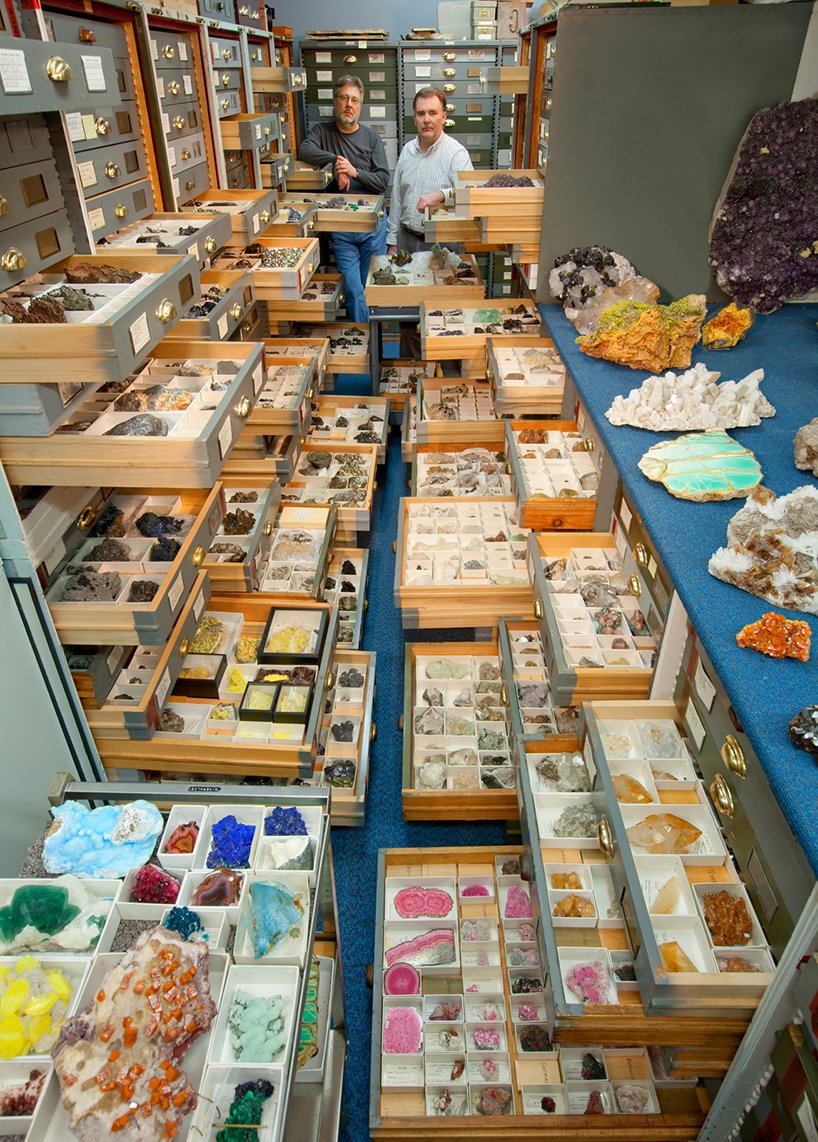 designboom's tweet photo. inside the archives: storage at the smithsonian natural history museum https://t.co/ZoLZA9ImBO https://t.co/zAZsabIYvQ