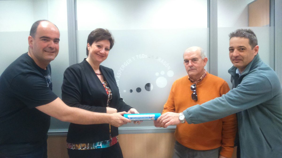 REDucarT's tweet photo. La Asociación Asperger y TGD's de Aragón #pasaloporelautismo #DiaMundialAutismo @Autismo_Espana @AutismoAragon https://t.co/LLvONqFW3N