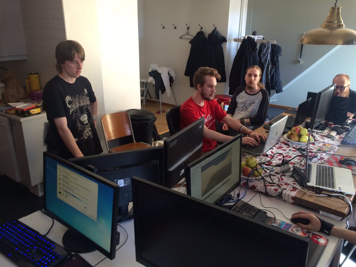 ArcticGameLab's tweet image. Game Jam with the "Desert Ghost-project"
