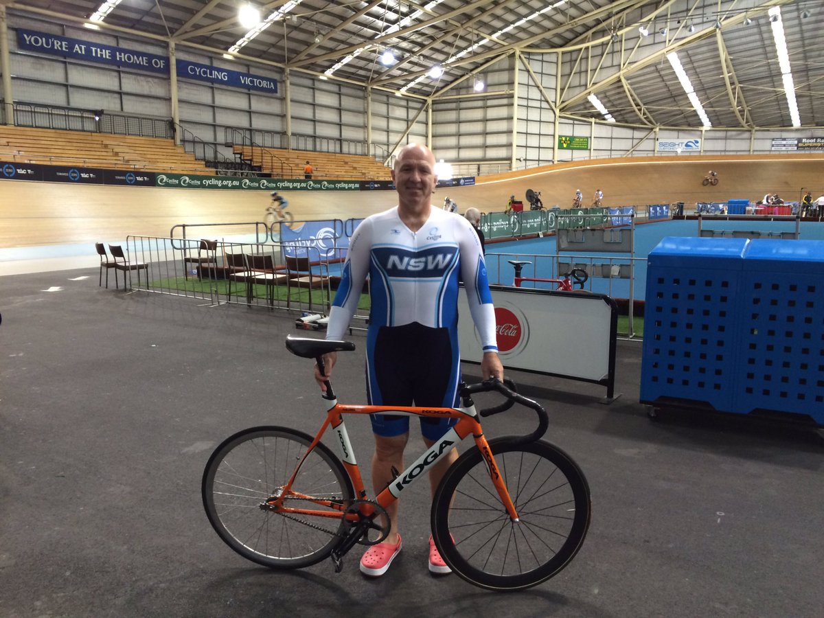 MTatarinoff's tweet photo. I was pretty honoured to wear NSW state kit at the Australian Masters Track sprint championships yesterday. https://t.co/BVj8Xw3t1M