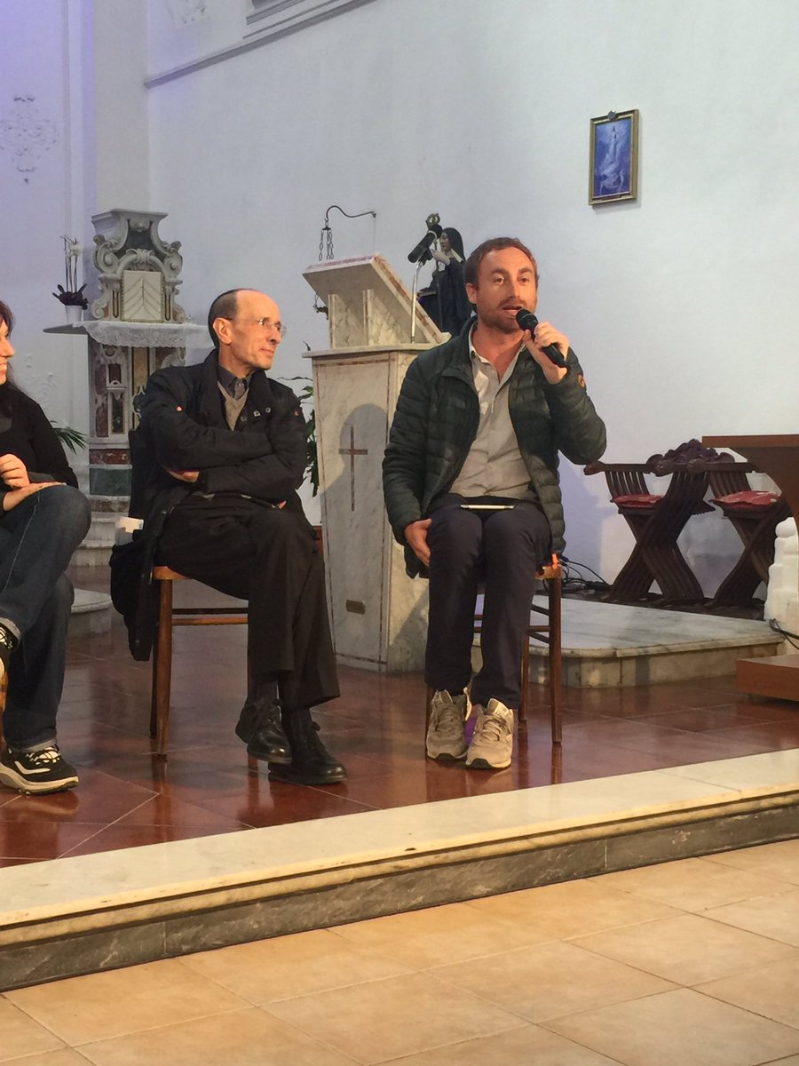 A Manfredonia <a href="/savinogiuseppe/">Giuseppe Savino</a> racconta di <a href="/VazappHub/">Vazapp Hub Rurale</a>, il riscatto dell'agricoltura partendo dalla periferia, dal sud