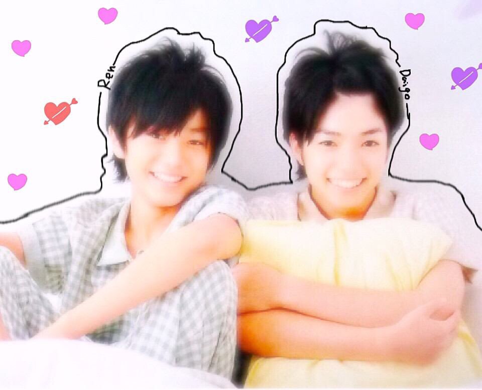 kinkan_jo's tweet photo. だいごくん、れんちゃん入所6年目突入おめでとう♡
いつまでも、応援し続けます
ずーーーーーっと大好きやで
＃だいれん
＃だいれん
＃だいれん
＃だいれん
＃だいれん
＃だいれん
＃だいれん
＃だいれん
＃だいれん
＃だいれん https://t.co/KYBzife1cF