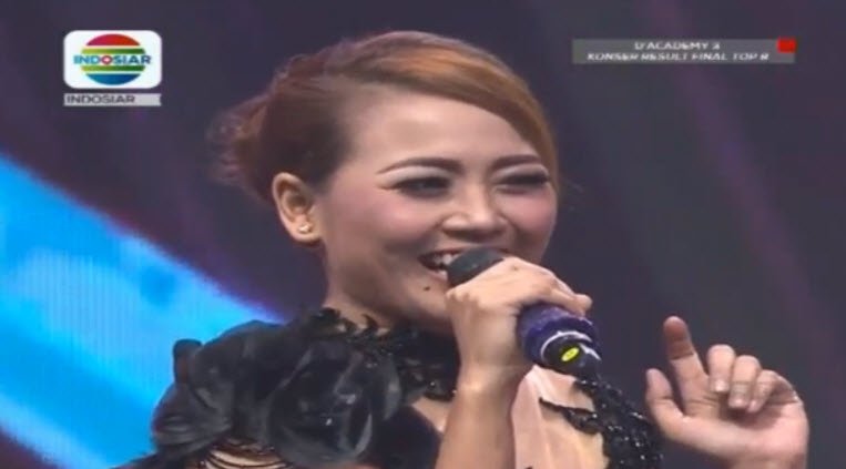 Rosalina Musa Berpakayan Seksi Rosalina Semarakkan D Academy Asia Indonesia Berita Kopi Gelas