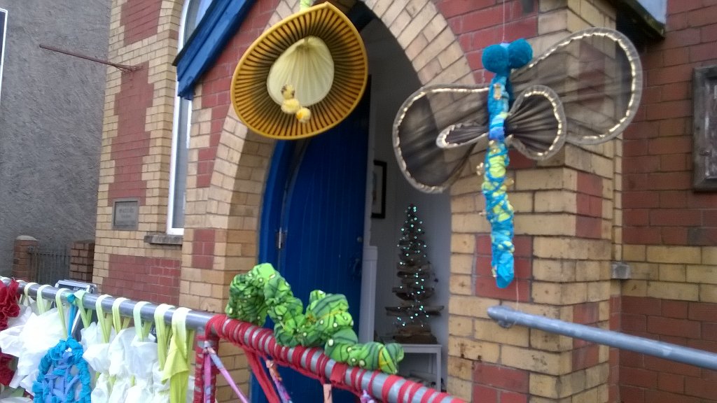 made_in_valleys's tweet photo. How does your garden grow?... @BBCGetCreative with #MadeInTheValleys at the #GilesGallery @Pontyclun https://t.co/wyDmP64q7X