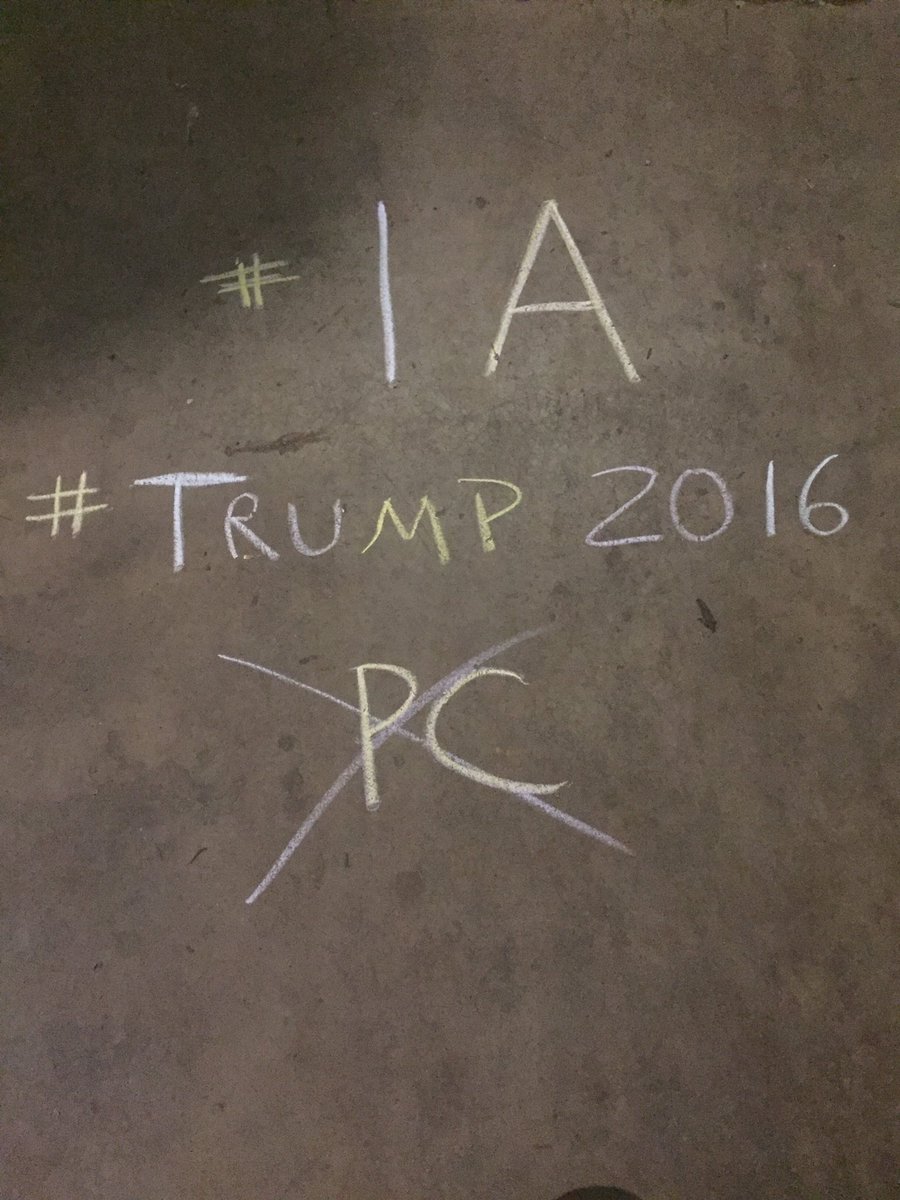 JOHNCOSSEL's tweet photo. Crops circles r cool newest mystery2b #cashinin is #TheChalkening #MakeAmericaGreatAgain #cfinc seen @CosselFarms https://t.co/neYF5qV4rF