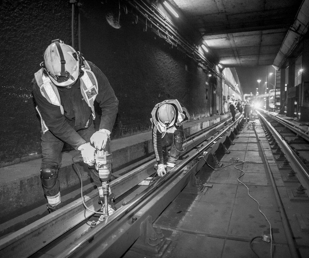 TTCnotices's tweet image. REMINDER: Service suspended on Line 2 Victoria Park to Kennedy due to track upgrades. Shuttle buses operating.#TTC