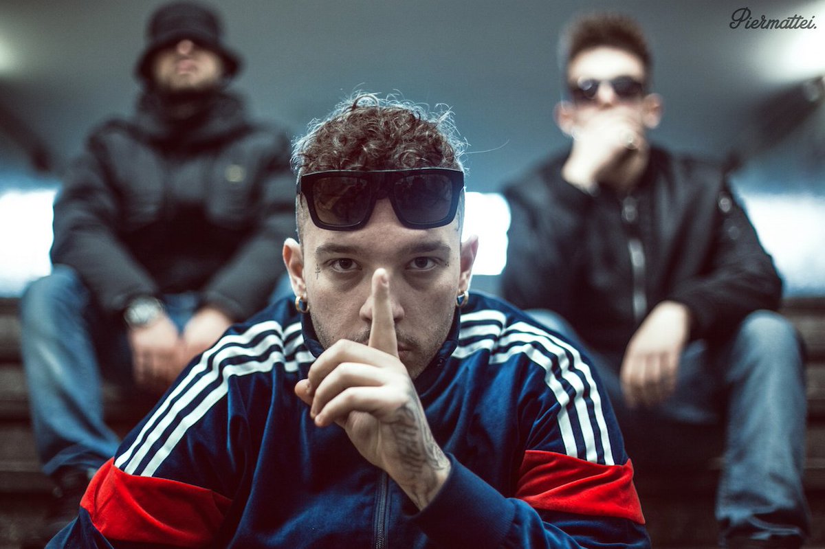 Ricordatevi di <a href="/RastyKg/">RASTYKILO</a> e <a href="/StabberDrome/">STABBER</a> come di coloro che fecero grime per primi, in Italia noisey.vice.com/it/blog/rasty-…