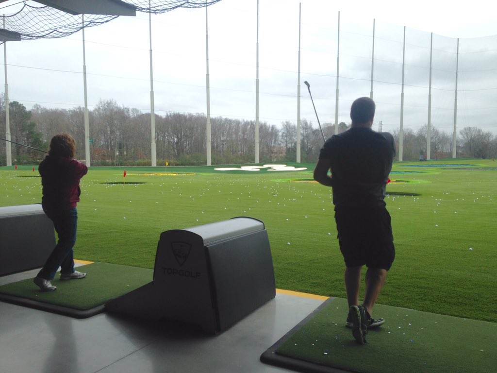 lbaker428's tweet photo. @topgolfvabeach #TGSlamDunk double bay rental with friends and family! #TopGolfVB https://t.co/pW3Tingac4