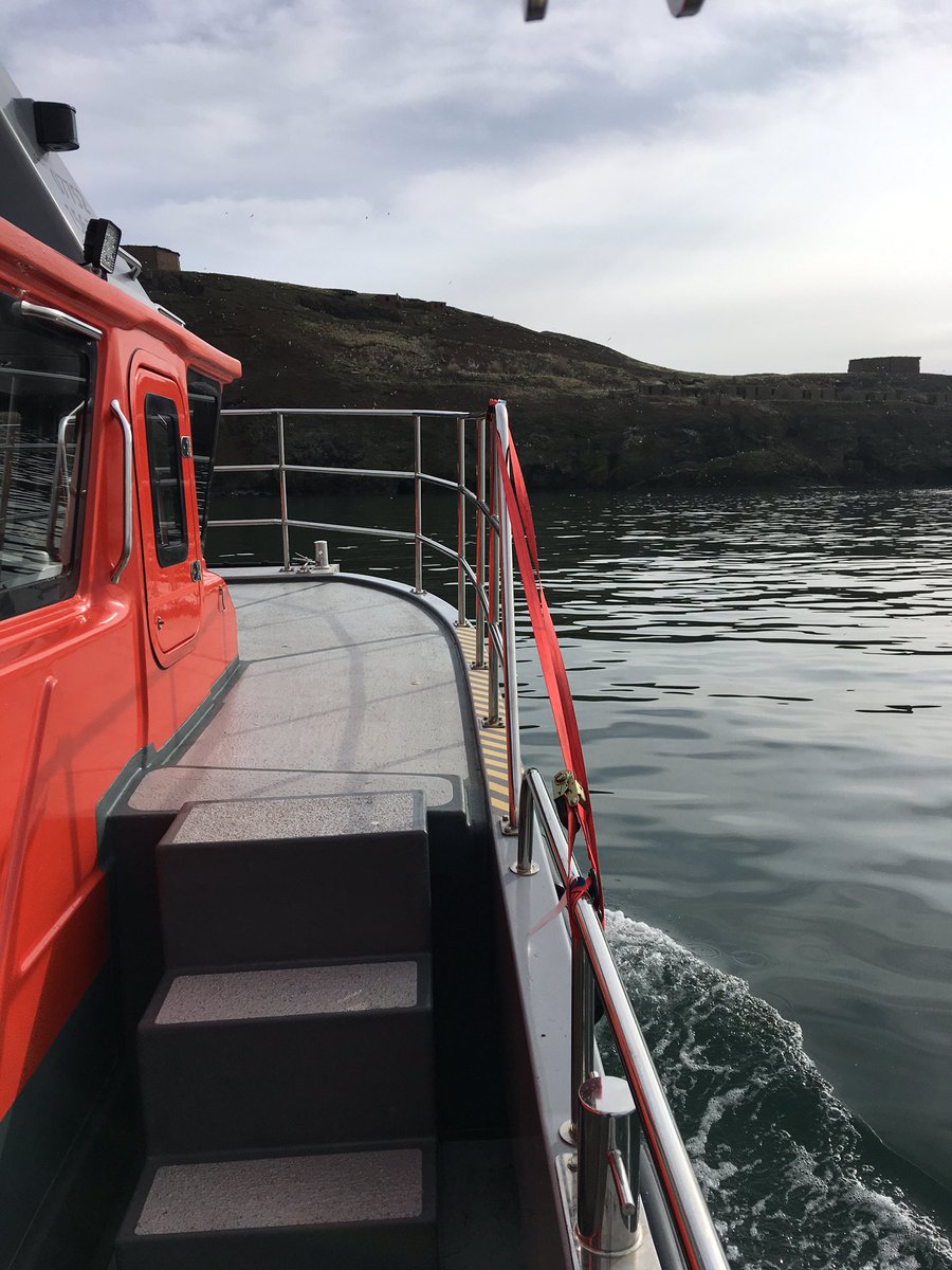 ElliejCormack's tweet photo. Inchkeith Island this morning #beautiful #forthsafaris @VisitScotland @welcometofife https://t.co/BjmagiaQU6