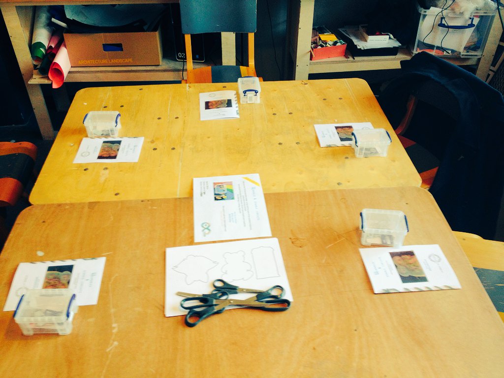 Lily_2point0's tweet photo. All set for session 1! #Arduinoday #SewableCircuits https://t.co/uyc6Em8cP4