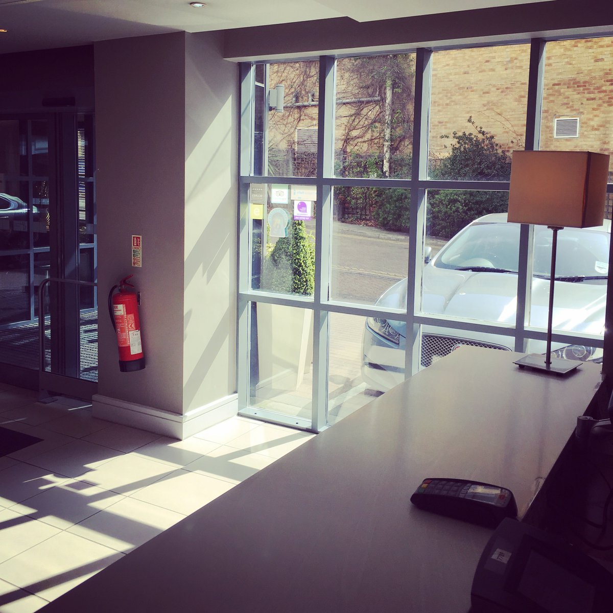 HIEXcroydon's tweet photo. The sun is shining here in Croydon! So we all in good spirits today!! Why not join us for the night! #positive https://t.co/nIsLgIDbBP
