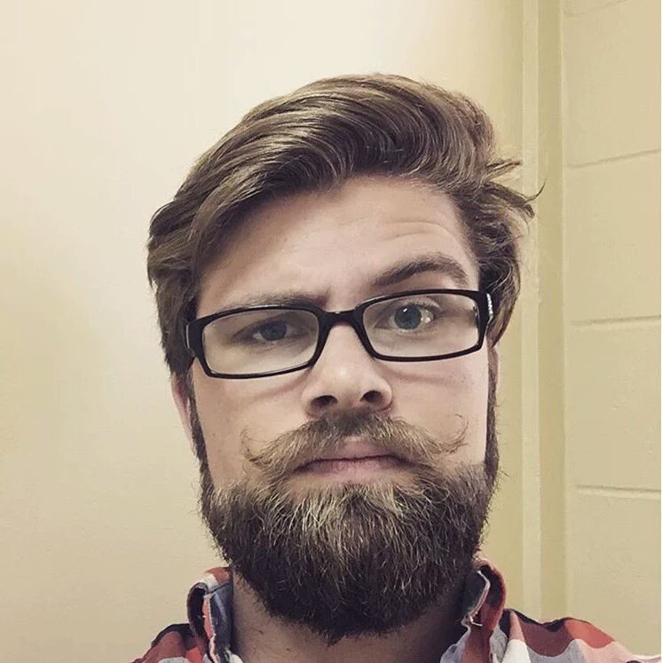 Don't you know what's happening on our #Amazon store? ow.ly/107cwC #BeardOil for 4.95 Use code 88KID7IL