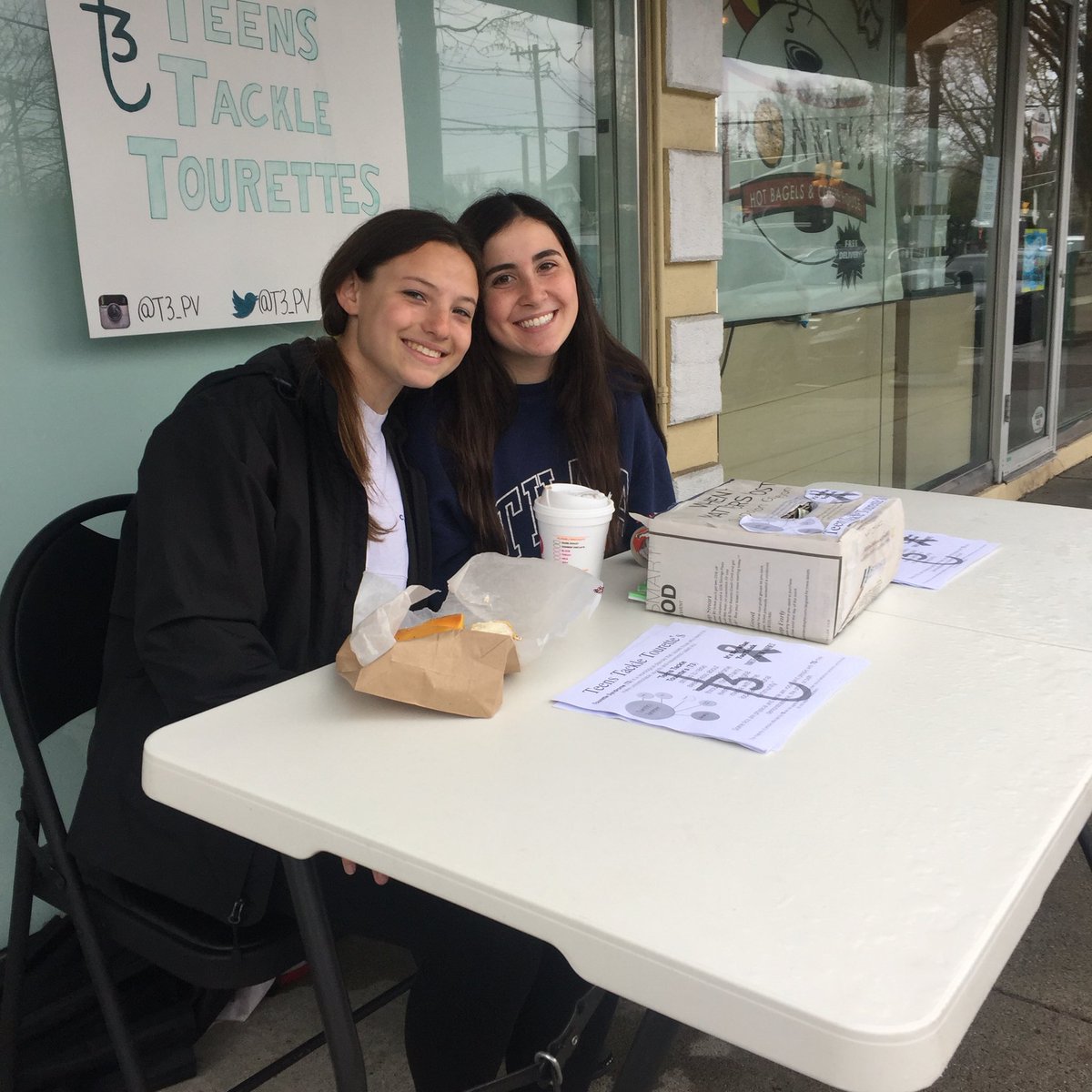 T3_PV's tweet photo. Come support T3 canning at Ronnies!! https://t.co/yr6jZ5SWHx