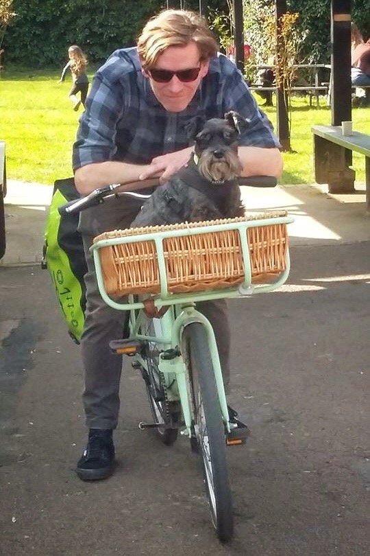 simonmacmichael's tweet photo. Nice afternoon for a bike ride with the pup #MyCyclingWeekend https://t.co/T5KfRTLj1x