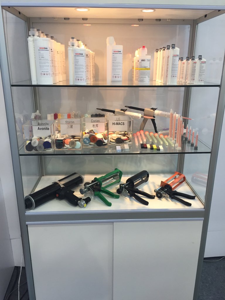 izzylee321's tweet image. Kongder Glue